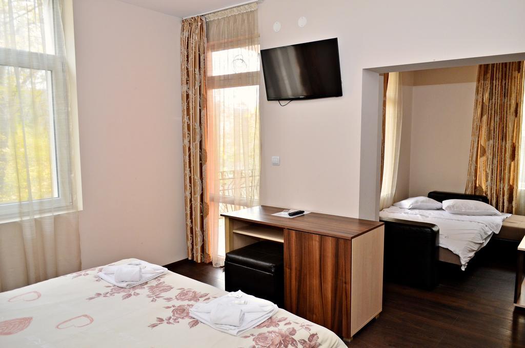 Guest House Anelim 벨리코 터르노보 외부 사진